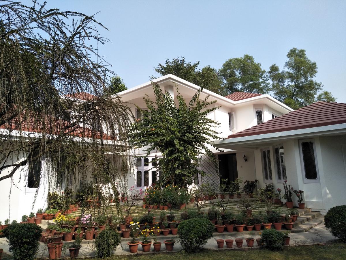 Aayesh Bed & Breakfast Shānti Niketan Exteriér fotografie